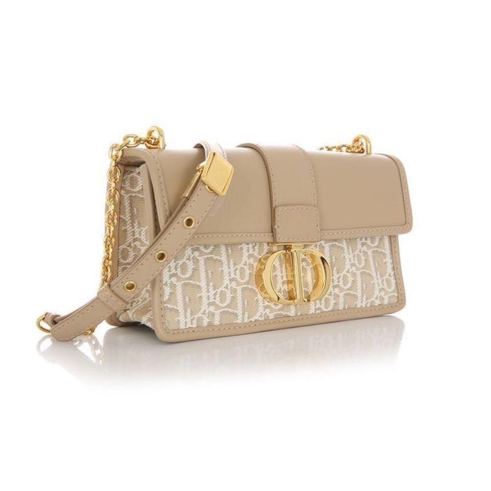 Montaine East West Chain Bag - Picture 3 of 8